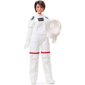 Samantha Cristoforetti Barbie-min (1)