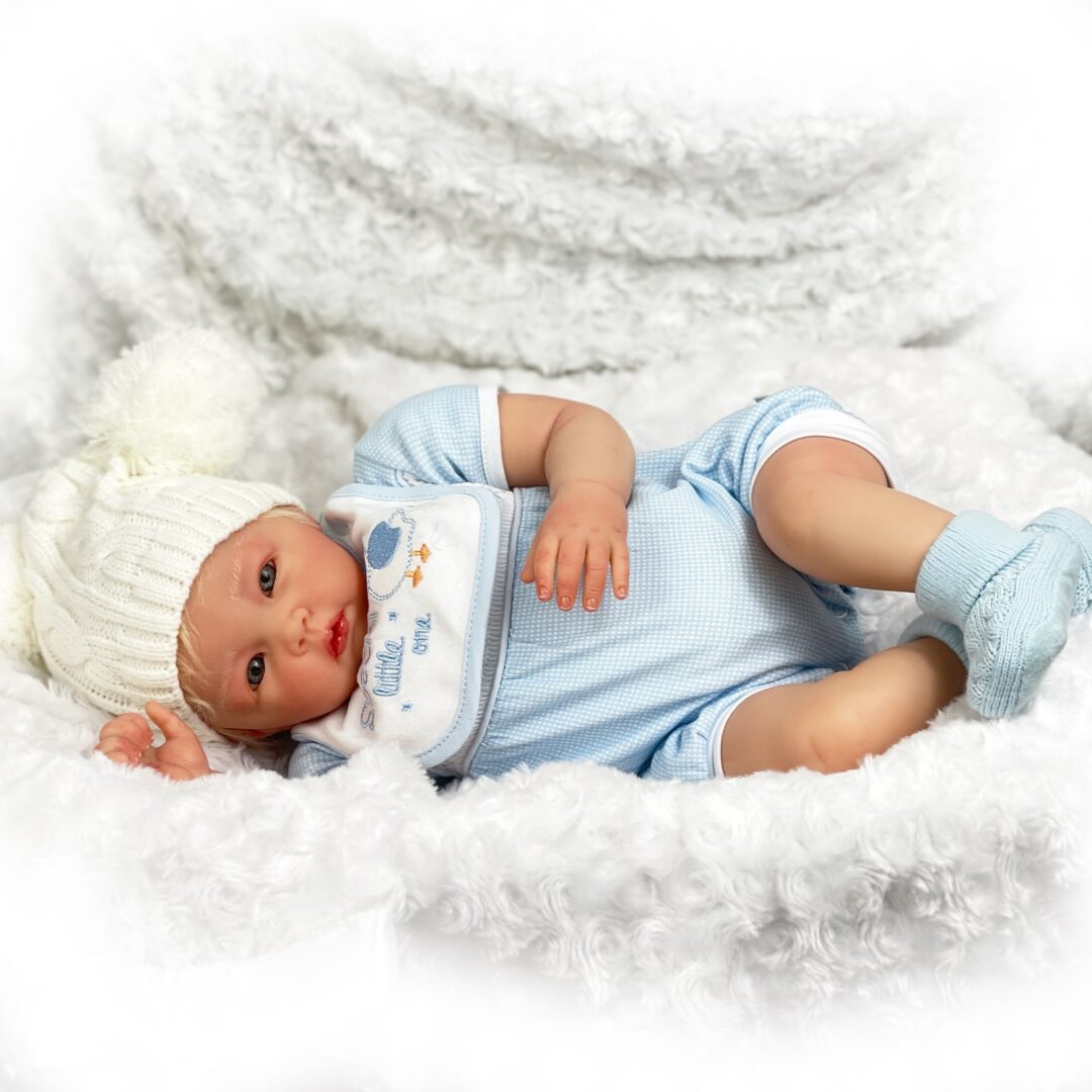 Layton Reborn Baby.jpg 1-min
