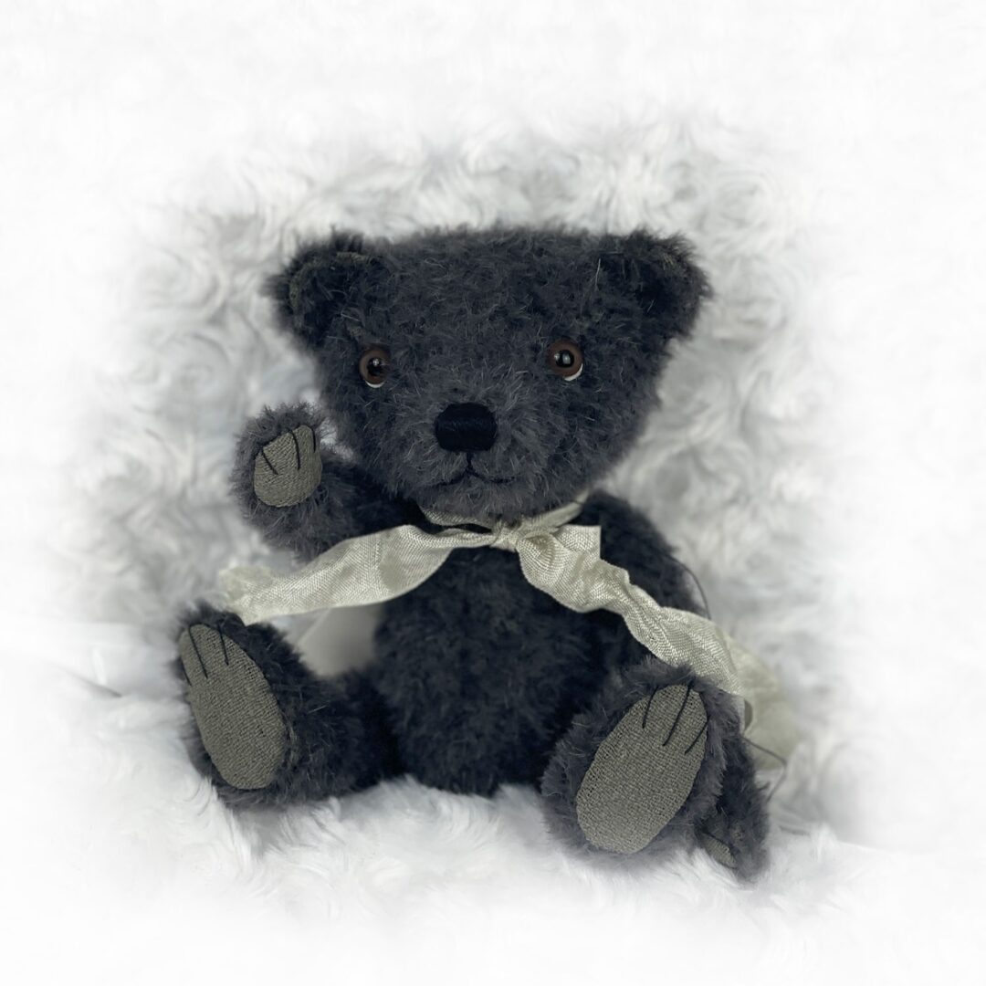 Rupert Barnetby Bears-min
