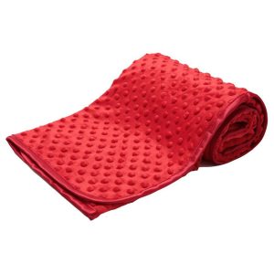 red velour blanket-min