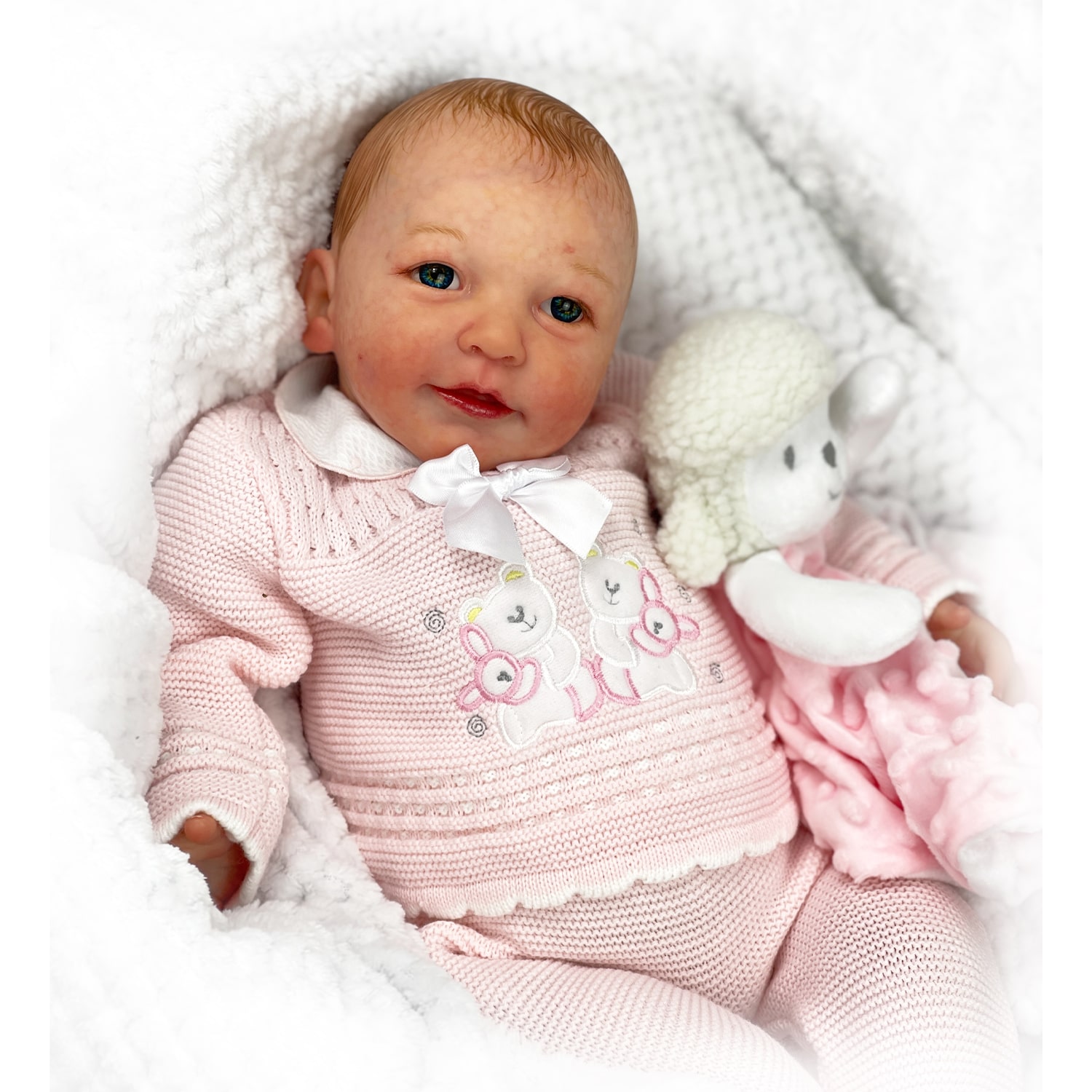 Lisa Luxe Reborn baby-min (1)
