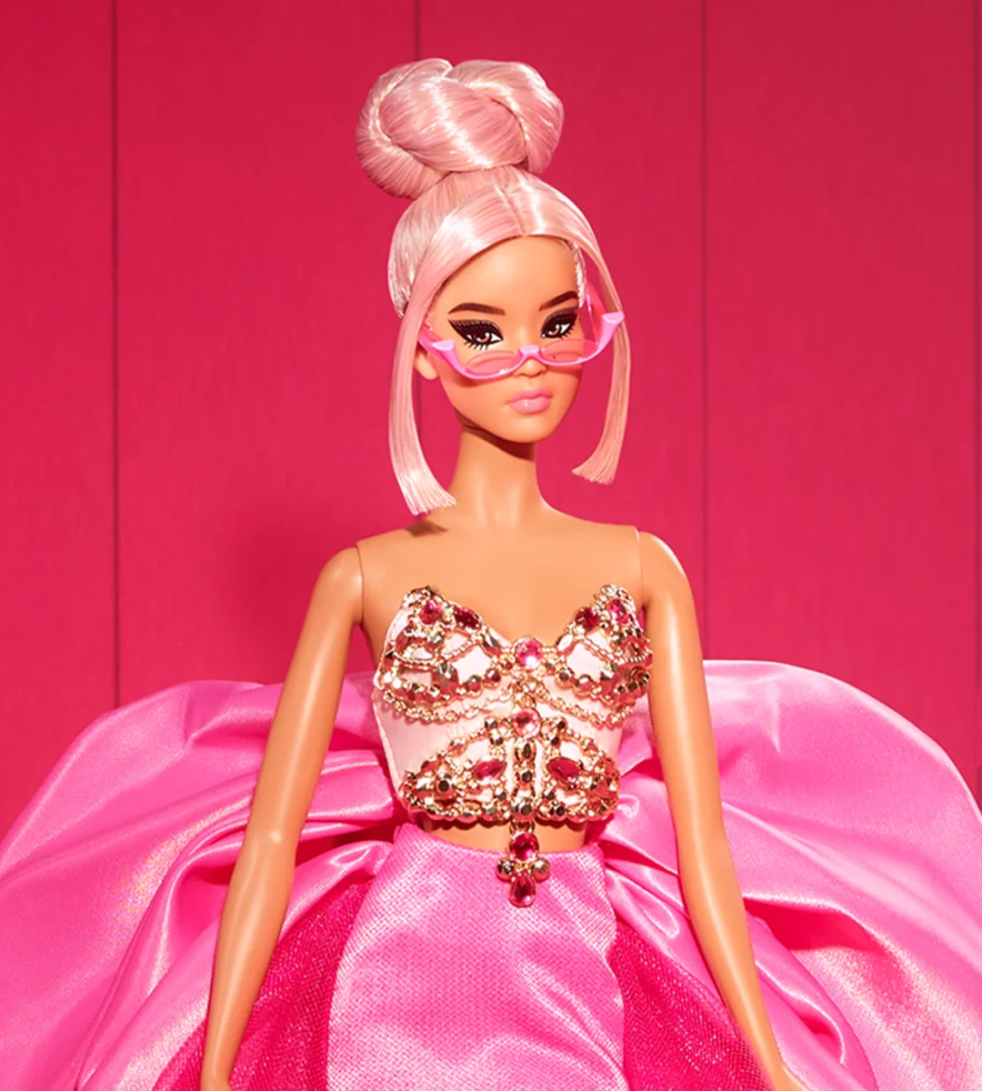 Pink Collection 5⋅ Barbie Doll - Image 2