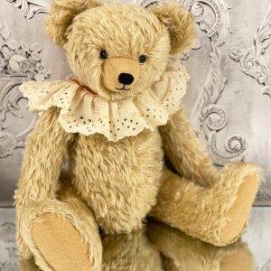 Stunning  Jenny Duncan Artist Bear