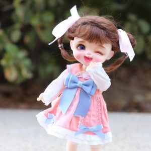 STO Doll ⋅ S White