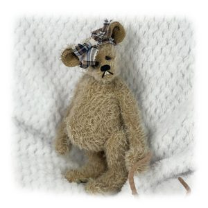 Minnie ⋅ Tacha Bearly Treasures