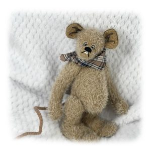 Innie ⋅ Tacha Bearly Treasures